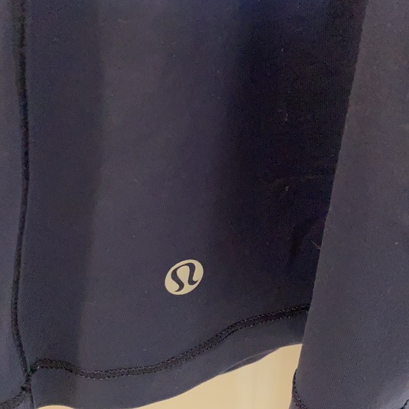 Lululemon Mesh Razorback Tank Built in bra - Picture 5 of 7